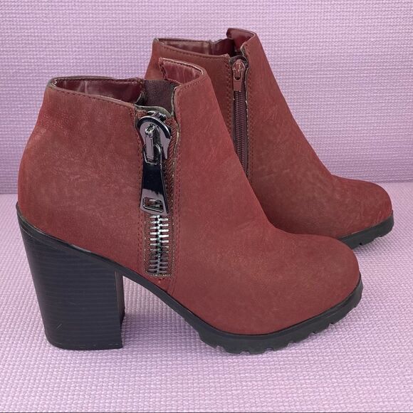 Soda Boots Zipper Side Lug Sole Ankle Moto Boots Red Size 10 - Picture 1 of 10